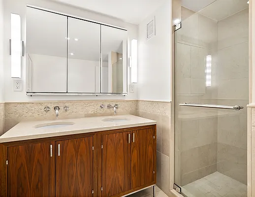 Sold by Compass | media 7