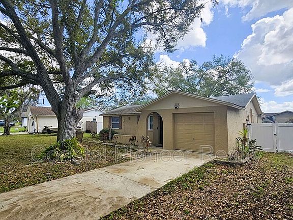 2nd image of 12218 Shadow Ridge Blvd