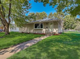6300 Bethia Ln, Minneapolis, MN 55428
