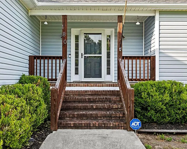180 Peletier Loop Rd — Photo 2