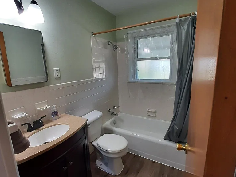 10205 Dandridge Dr — Photo 6
