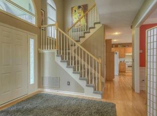 7253 Cottonwood St, Shawnee, KS 66216