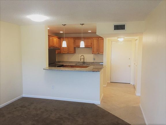 4th image of 4400 1st St N Unit 315