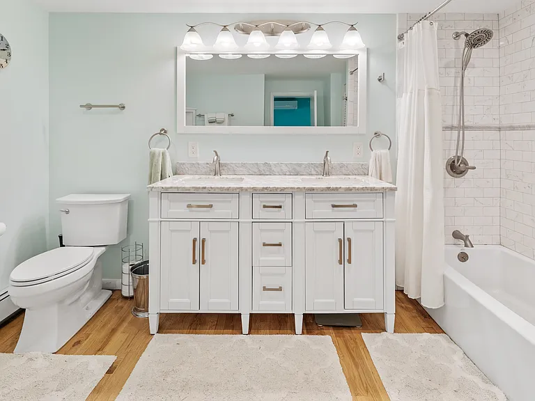 96 Wainscott Northwest Rd — Photo 25