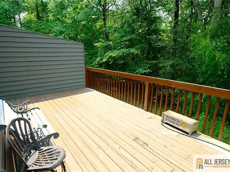 56 Coriander Dr — Photo 8