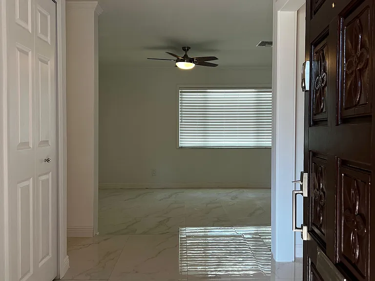4831 W San Miguel St — Photo 17