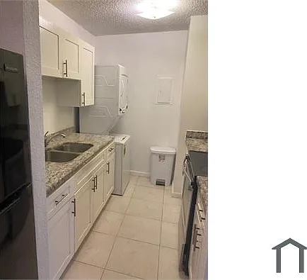 218 NW 9th Ave — Photo 4