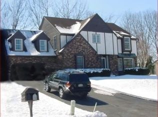 15 Momrow Ter, Albany, NY 12204