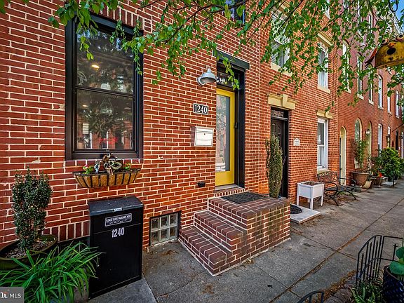 2nd image of 1240 Riverside Ave