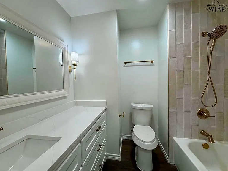 1 Brandy Ln — Photo 8