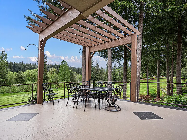 Deck with outdoor dining off main kitchen