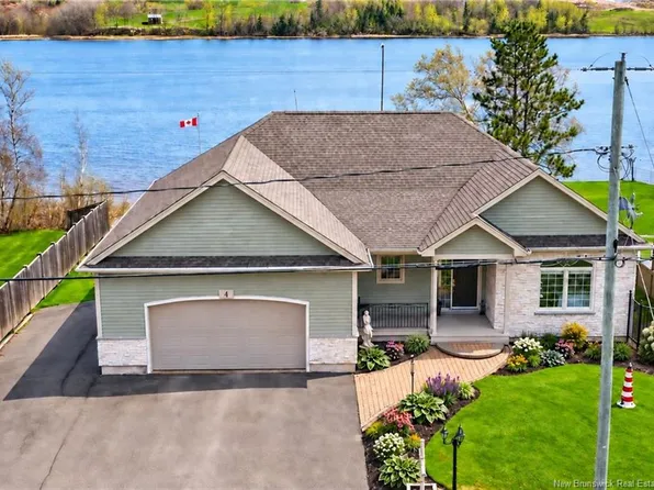 4 Hilaire St, Saint Mary, NB E4S 1V9
