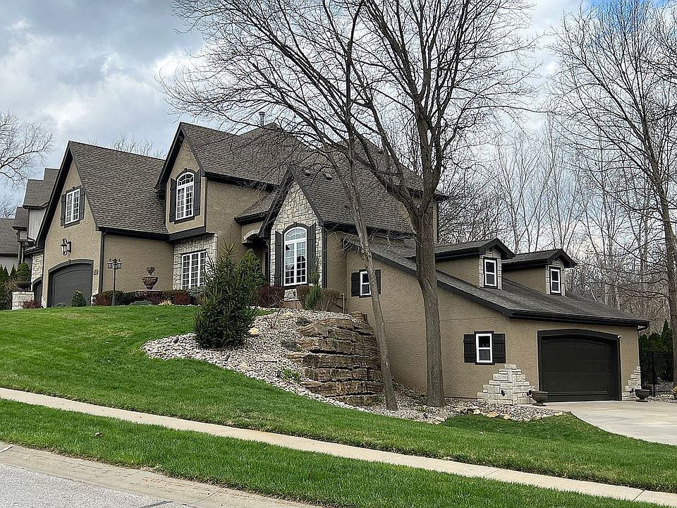 1st image of 1572 Oakwood Ln