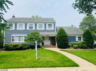 67 Garden Ave, Chatham, NJ