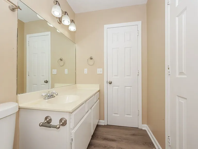 232 Thistle Ln — Photo 14