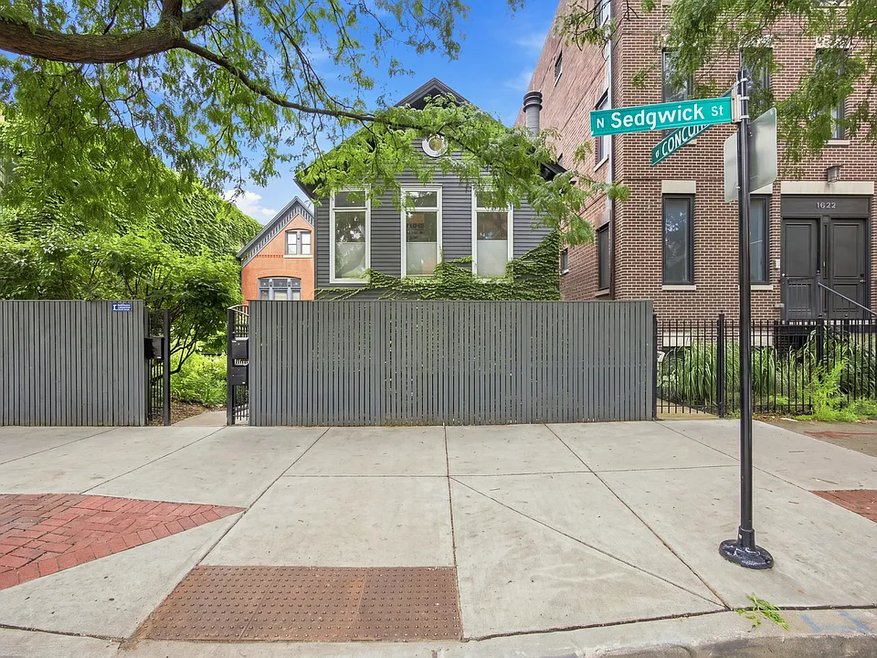1636 N Sedgwick St #1E