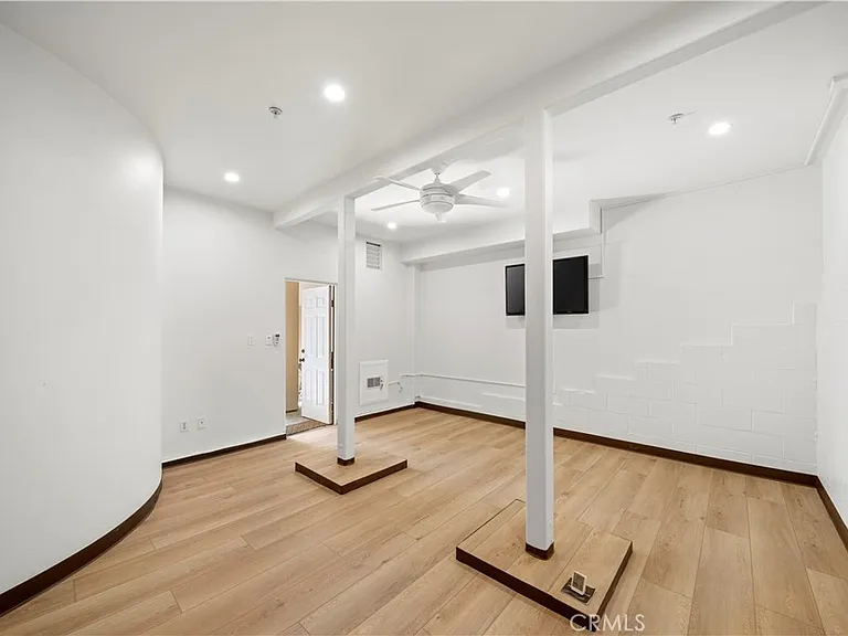 142 Sidney Bay Dr #31 — Photo 32