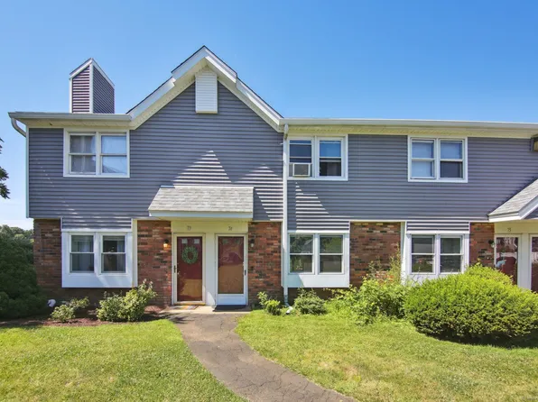 211 East Main Street APT 74, Branford, CT 06405