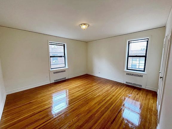3rd image of 3546 74th St APT 406