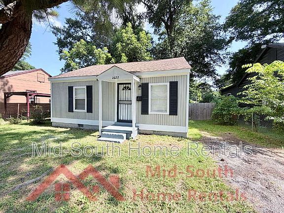 3rd image of 2622 Whitman Ave