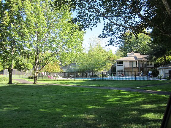 Pool at entrance off Scholls