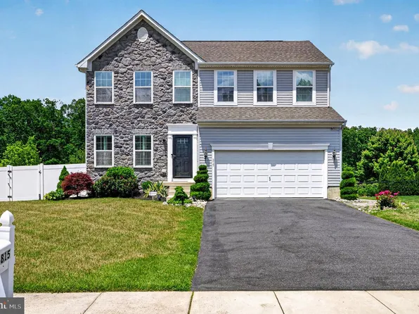 815 Kristin Ln, Williamstown, NJ 08094