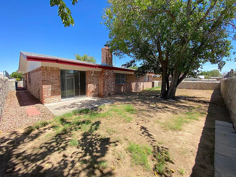 5012 Salem Dr — Photo 22