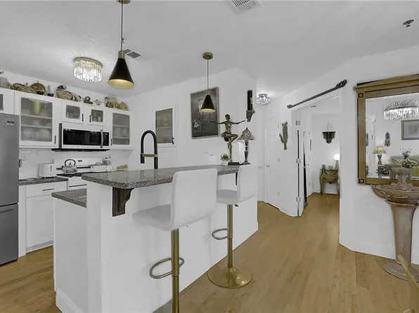 2180 River Heights Ct SE, Marietta, GA 30067