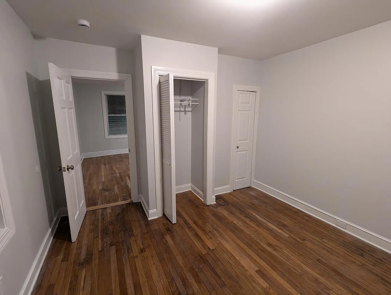 2 bed, 750 sqft, $2,200 — Photo 2