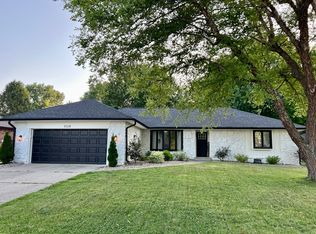 8328 Hill Gail Dr, Indianapolis, IN 46217