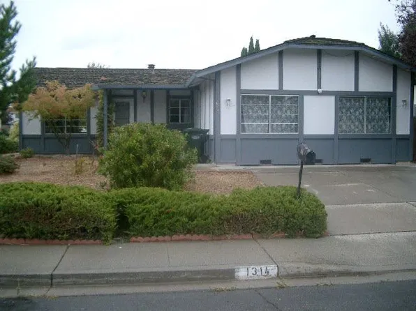 1314 Amador Way, Suisun City, CA 94585