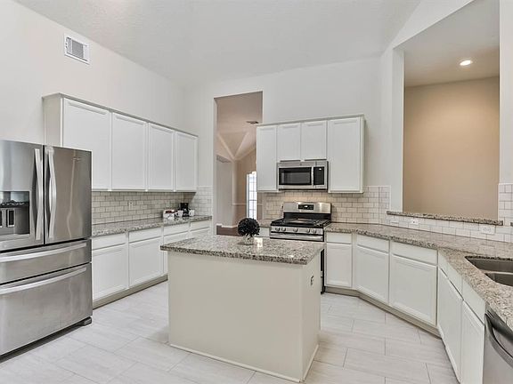 2nd image of 12835 Cambridge Eagle Dr
