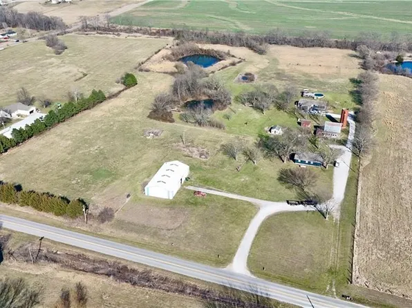 14769 NE State Rte E, Adrian, MO 64720