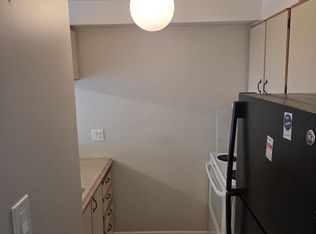 6376 Bilberry Dr, Ottawa, ON K1C4P6