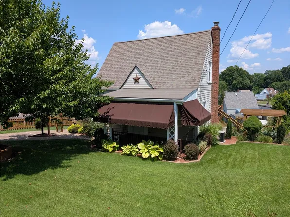 401 Ridgeview Dr, Dravosburg, PA 15034