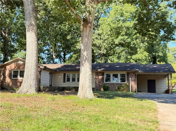 4830 Dorset Rd, Winston Salem, NC 27127