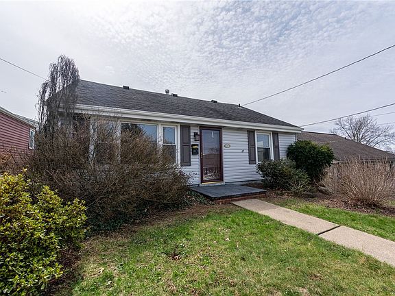 3rd image of 217 Wiltshire Ave