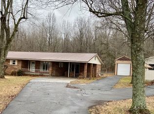 10843 Robin Ln, Dexter, MO 63841