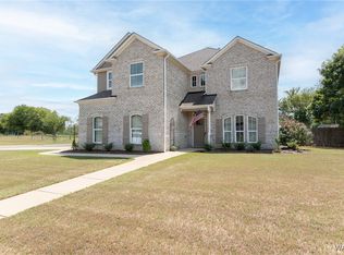 11734 Meadowlawn Dr, Moundville, AL 35474