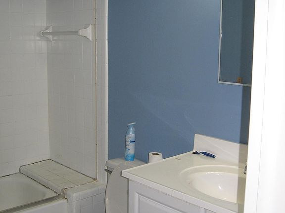 5th image of 20713 Edgewood St