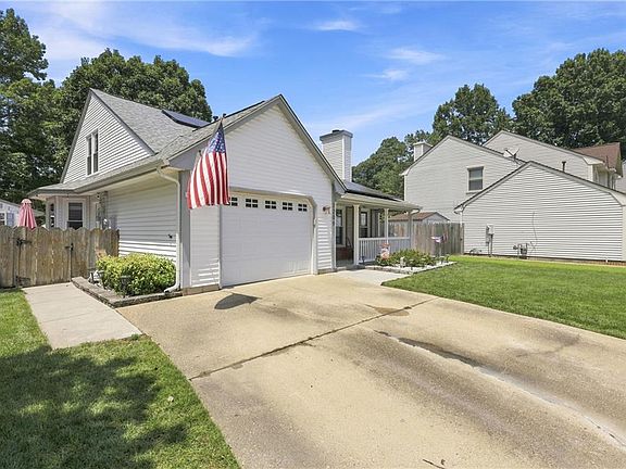 3rd image of 2209 Eagle Ridge Ct