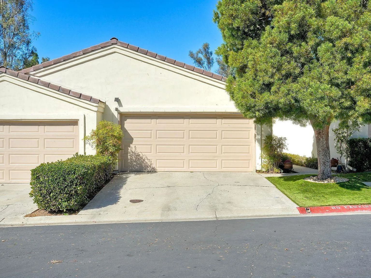 29414 Circle R Greens Dr