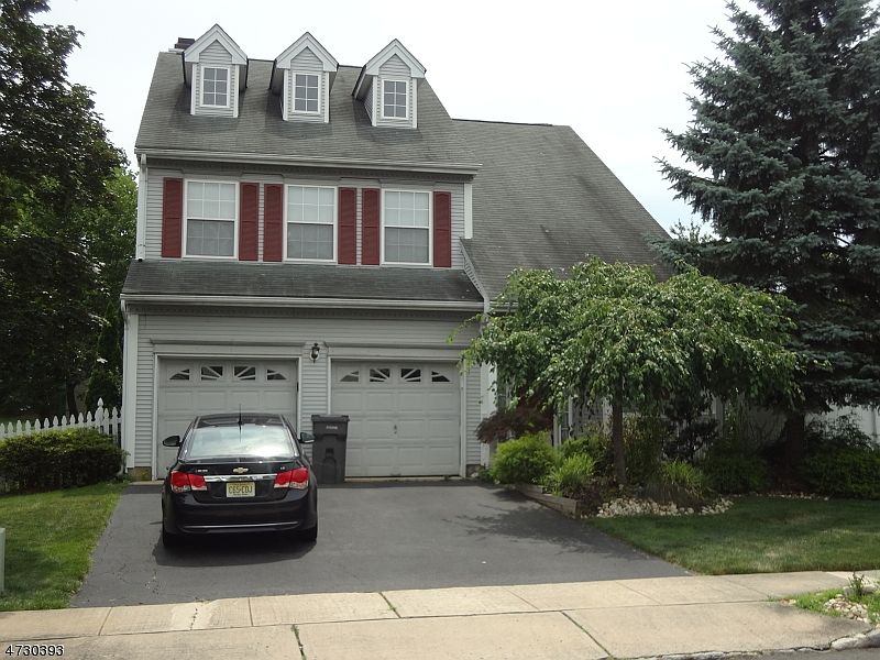 2nd image of 58 Cartier Dr