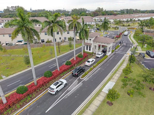 12774 NW 23rd Pl, Miami, FL 33167