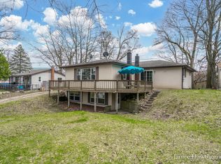 562 W Hickory Rd, Battle Creek, MI 49017