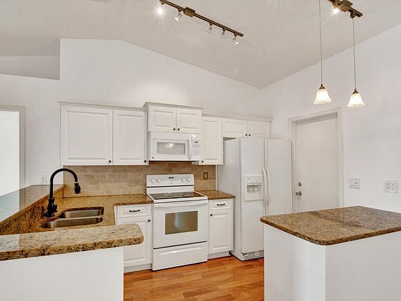 3rd image of 3794 Town Square Blvd #67
