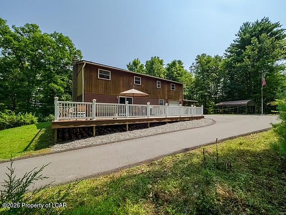 5th image of 10 Hart Ln