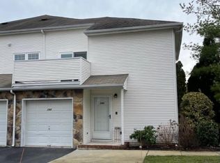 298 Love Ln, Wall Township, NJ 07719