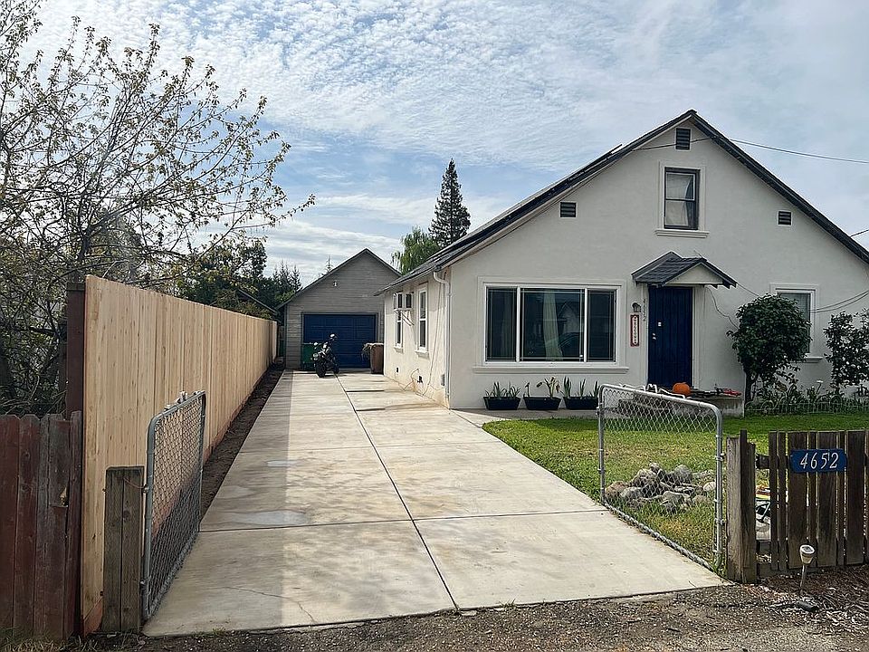 2nd image of 4652 E Harvest Rd