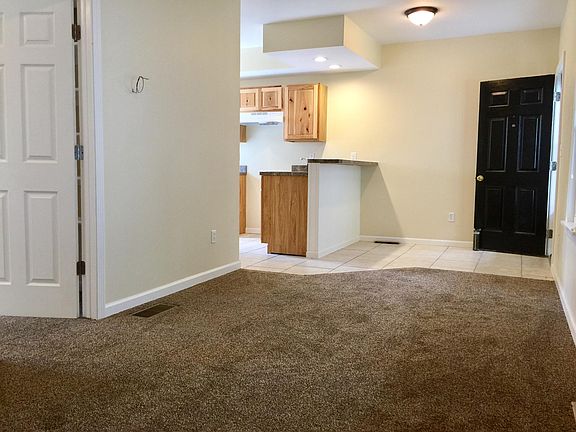 5th image of 1021 S 35th St